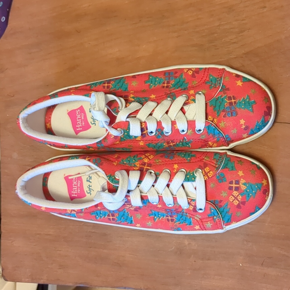 Hanes Christmas Platform Sneakers
